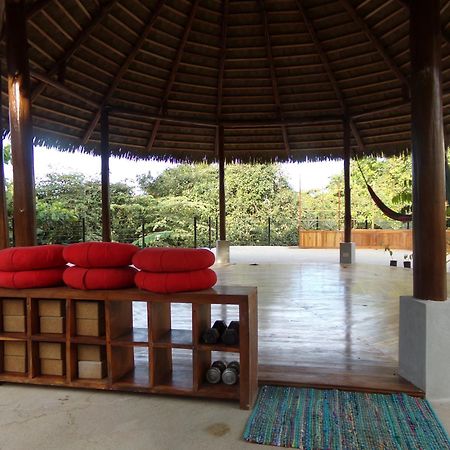Iluminar Beachfront Suites Nosara Esterno foto